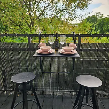 Apartment Zaciszne Atelier, Free Parking Zone, Wi-fi 5g