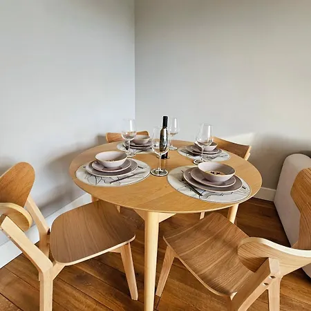 Apartment Zaciszne Atelier, Free Parking Zone, Wi-fi 5g *